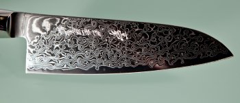 Yaxell GOU Santoku 125mm