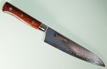 MCUSTA Zanmai Classic Pro Damascus Gyuto 180mm