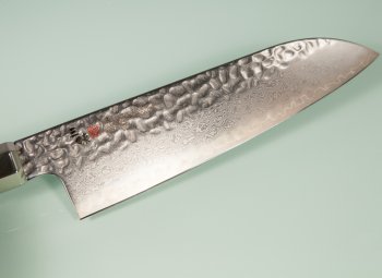 Mcusta Zanmai Ultimate Unkai Santoku 180mm