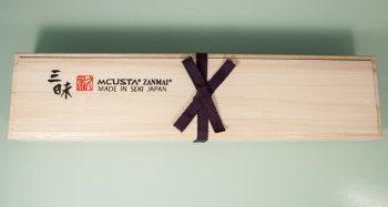 Mcusta Zanmai Ultimate Unkai Sujihiki 240mm