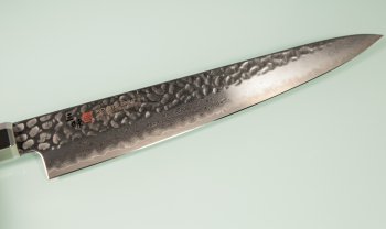 Mcusta Zanmai Ultimate Unkai Sujihiki 240mm