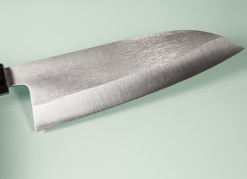 Shirou Kamo Aogami 2 Ebony Santoku 150mm