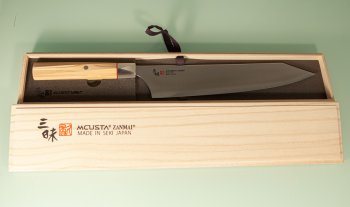 Mcusta Beyond Aogami Super Wa-Gyuto 240mm