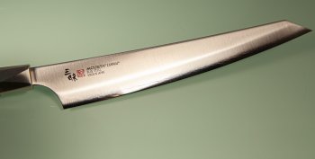 Mcusta Beyond Aogami Super Wa-Sujihiki 240mm