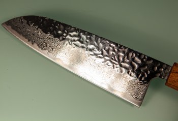 Tsunehisa AUS10 Tsuchime Damascus Wa-Santoku 170mm Oak