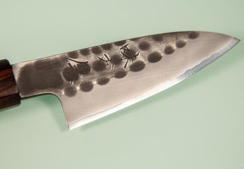 Hinoura Tsuchime Kurouchi Wa-Petty 90mm