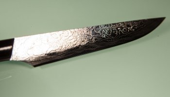 Takeshi Saji R2 Diamond Damascus Steak 125mm Micarta