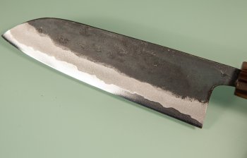 Kyohei Kurouchi Aogami 2 Wa-Santoku 170mm Rosenholz/helles Bffelhorn