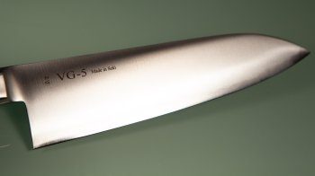 Hatsukokoro VG-5 Hayabusa Santoku 180mm