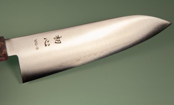 Hatsukokoro VG-5 Hayabusa Wa-Santoku 180mm violett stabilisiert