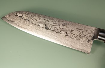 Kiya Hamono SG2 Suminagashi Damascus Santoku 170mm