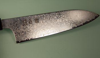 Hatsukokoro Saihyo SG2 Damascus Wa-Santoku 175mm