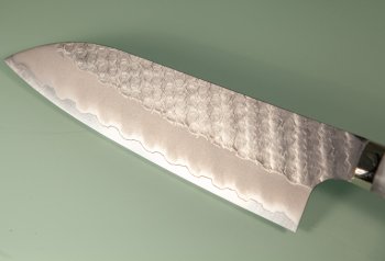 Nigara R2 Satin Tsuchime Santoku 170mm Maplewood/Resin Nr.1