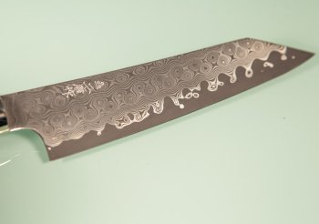 Nigara R2 Damascus black Kiritsuke-Petty 140mm Mapplewood