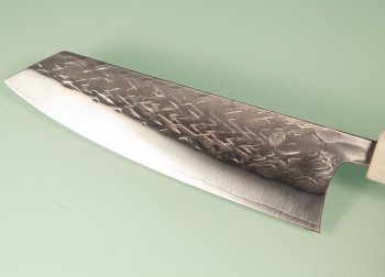 Tadafusa Orca Wa-Bunka 180mm Hammered SLD Ebenholz/helles Bffelhorn