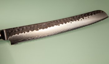 Guangzhou VG10 Damascus Tsuchime Kurouchi Brotmesser 230mm