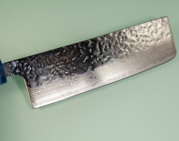 Tsunehisa AUS10 Tsuchime Damascus Wa-Nakiri 165mm blau stabilisert