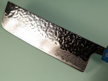 Tsunehisa AUS10 Tsuchime Damascus Wa-Nakiri 165mm blau stabilisert