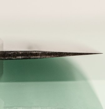 Damastmesser Allzweckmesser Hatsukokoro Kumokage AO2 Kuro Dama Wa-Santoku 185mm Bubinga
