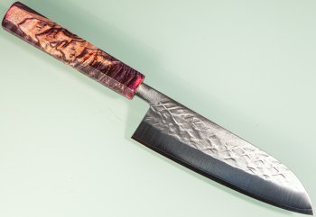 Tadafusa S-43 Wa-Santoku 170mm Hammered SLD rot stabilisiert