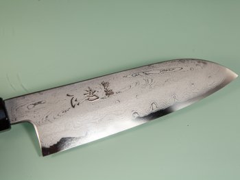 Nakagawa Satoshi Blue 1 Damascus Wa-Santoku 170mm rot stabilisiert/Bffelhorn