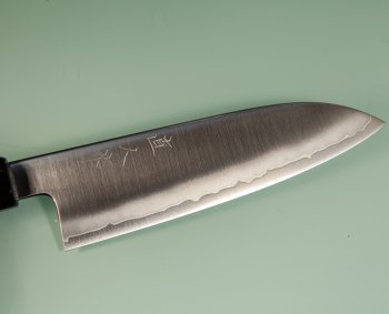 Myojin Riki Seisakusho Cobalt Wa-Santoku 170mm Rosenholz/helles Bffelhorn