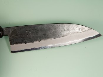 Hinokuni Shirogami 1 Wa-Santoku 150mm Kurouchi
