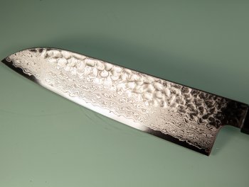 Hatsukokoro VG10 Damascus Tsuchime Wa-Santoku 180mm Wenge