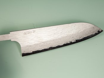 Nigara VG-XEOS Tsuchime Damascus Wa-Santoku 170mm Klinge