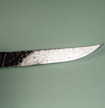 Tsunehisa AUS10 Damascus Steak Knife 110mm blue
