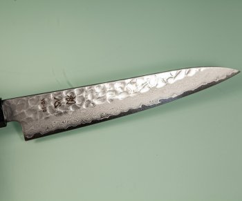 Hatsukokoro VG10 Damascus Tsuchime Wa-Petty 150mm Teak