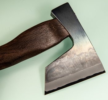 Mizuno Seisakujo Warikomi Jigata Masakari 570g flamed curved handle, 010-141