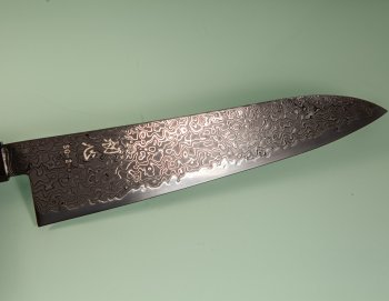 Hatsukokoro Ryuhyo KurozomeSG2 Damascus Wa-Gyuto 215mm