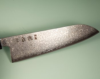 Hatsukokoro Hikari SLD Damascus Kurozome Wa-Santoku 170mm Wenge