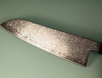 Hatsukokoro Hikari SLD Damascus Kurozome Wa-Santoku 170mm Wenge