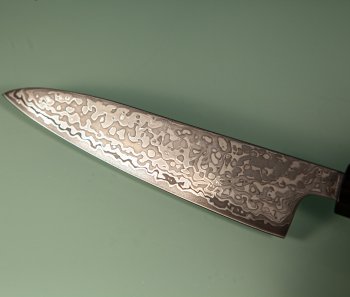 Hatsukokoro Hikari SLD Damascus Kurozome Wa-Petty 130mm Teak