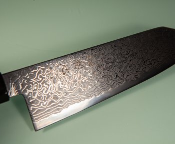 Hatsukokoro Ryuhyo KurozomeSG2 Damascus Wa-Bunka 175mm orange stabilisiert/Bffelhorn