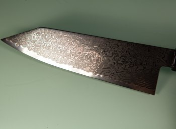 Hatsukokoro Ryuhyo KurozomeSG2 Damascus Wa-Bunka 175mm orange stabilisiert/Bffelhorn