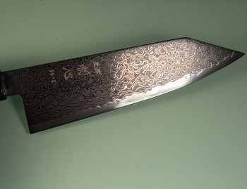 Hatsukokoro Ryuhyo KurozomeSG2 Damascus Wa-Bunka 175mm orange stabilisiert/Bffelhorn