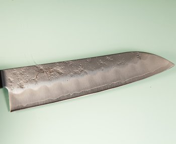 Tsunehisa Ginsan Nashiji Santoku 185mm rot/schwarz