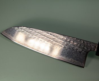 Tsunehisa AUS10 Nawame Damascus Wa-Santoku 170mm Ebony/Buffalo