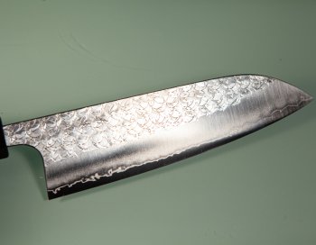 Yoshimi Kato SG2 Minamo Wa-Santoku 170mm Ebony/red