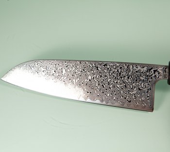 Tsunehisa SRS13 Damascus polished Wa-Santoku 165mm Ebony/white