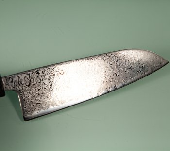 Tsunehisa SRS13 Damascus polished Wa-Santoku 165mm Ebony/white