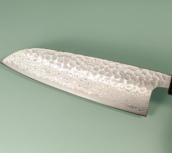 Tsunehisa G3 Tsuchime Damascus Wa-Santoku 170mm Ebony/white