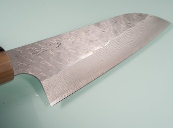 Nigara SG STRIX Tsuchime Damascus Wa-Santoku 150mm Rosenholz/B�ffelhorn