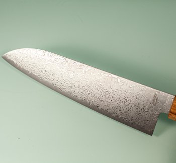 Toshitaka SG2 Damascus Wa-Santoku 180mm Oak