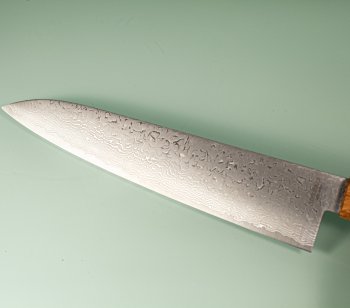 Toshitaka SG2 Damascus Wa-Gyuto 210mm Oak