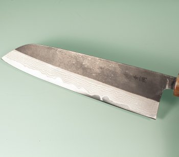 Naoto Aogami 1 Kuro Dama Wa-Santoku 180mm