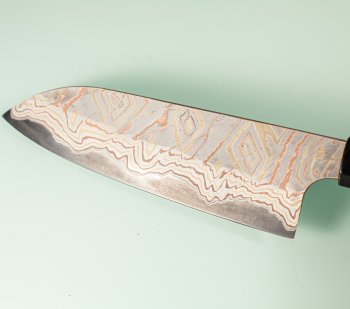 Hatsukokoro X Nigara Irodori Rainbow Damascus Kurozome Wa-Santoku 170mm